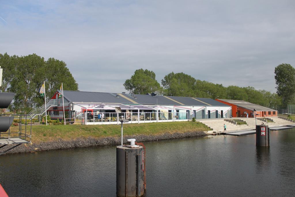 Herdersbrug Youth Hostel Brügge Exterior foto